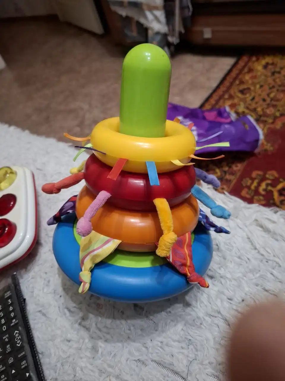 Юла сьемная поющая для моторики рук ребенка