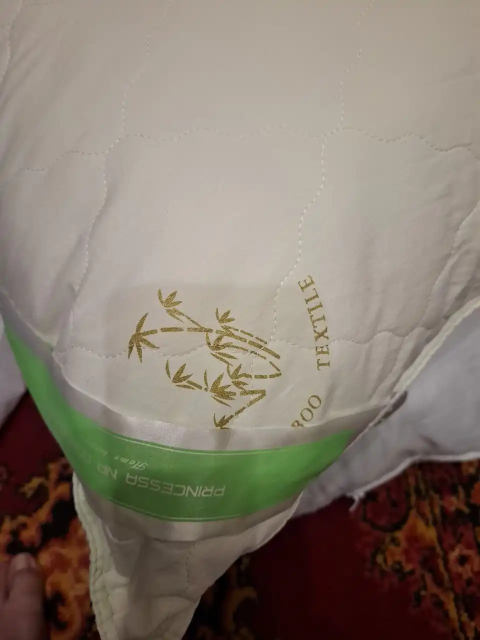 Подушки новые холафайер