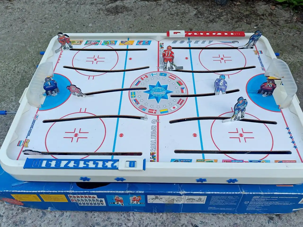 Настольный хоккей на запчасти