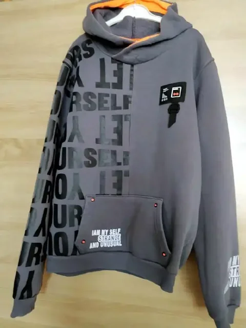 Кофта утепленная для мальчика 12-13 лет - Украшения в Воронеж