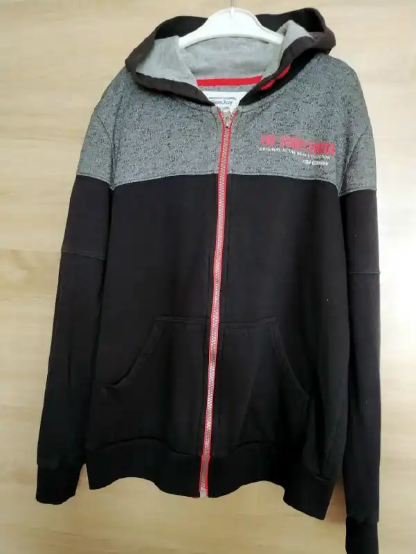 Кофта утепленная для мальчика 12-13 лет