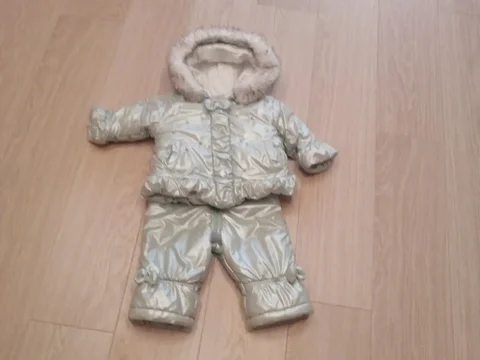 Зимний комбинезон и курточка для девочек 68-74 размер - Одежда в Воронеж