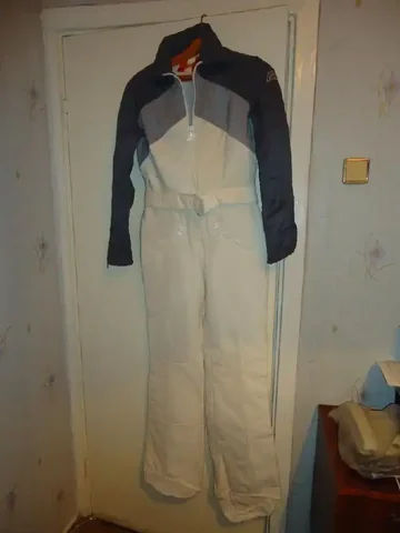 Лыжный комбинезон б/у размер 46-48 рост 4-5 импортный - Одежда в Воронеж