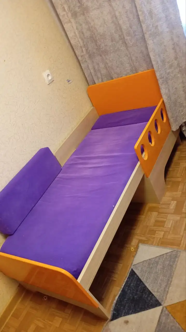 Продам детскую кровать трансформер