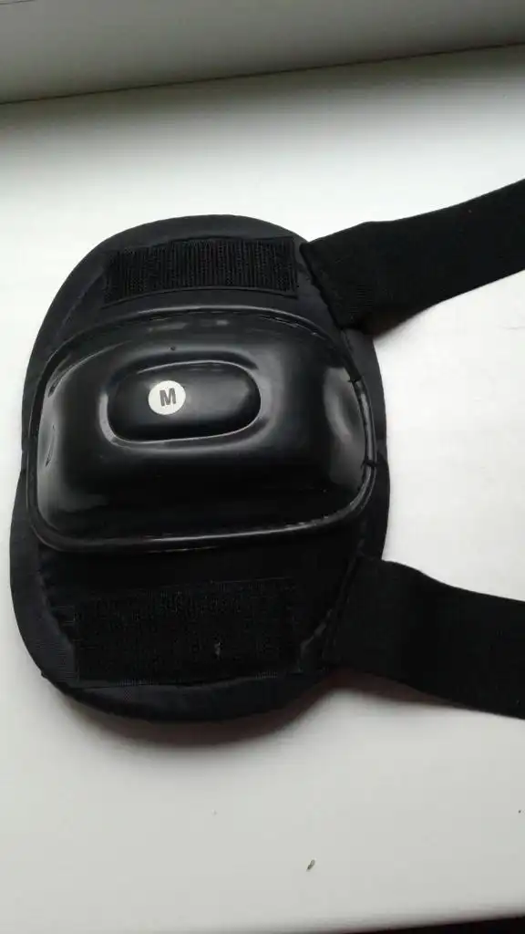 Защита для рук и наколенники для детей б/у