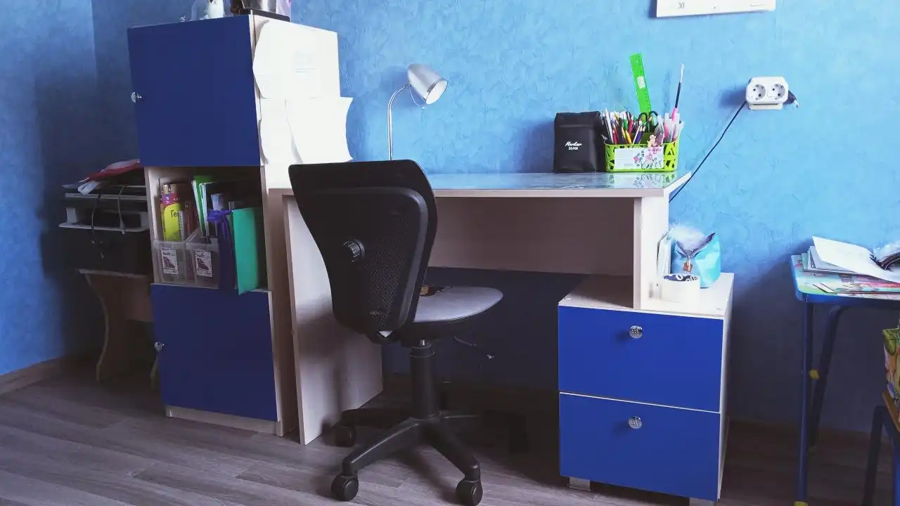 Продам набор мебели для детской комнаты