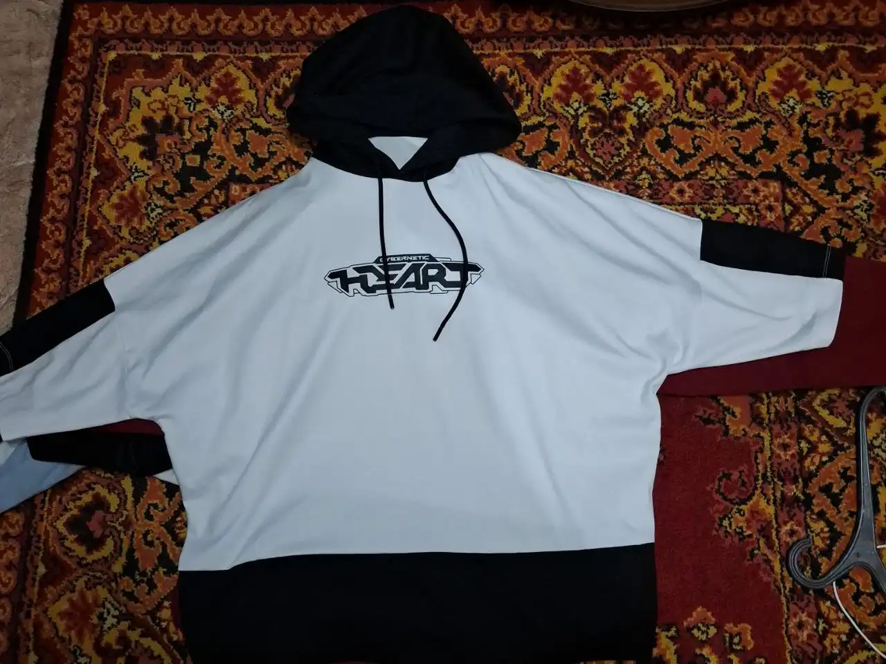 Худи оверсайз разных размеров и состояний