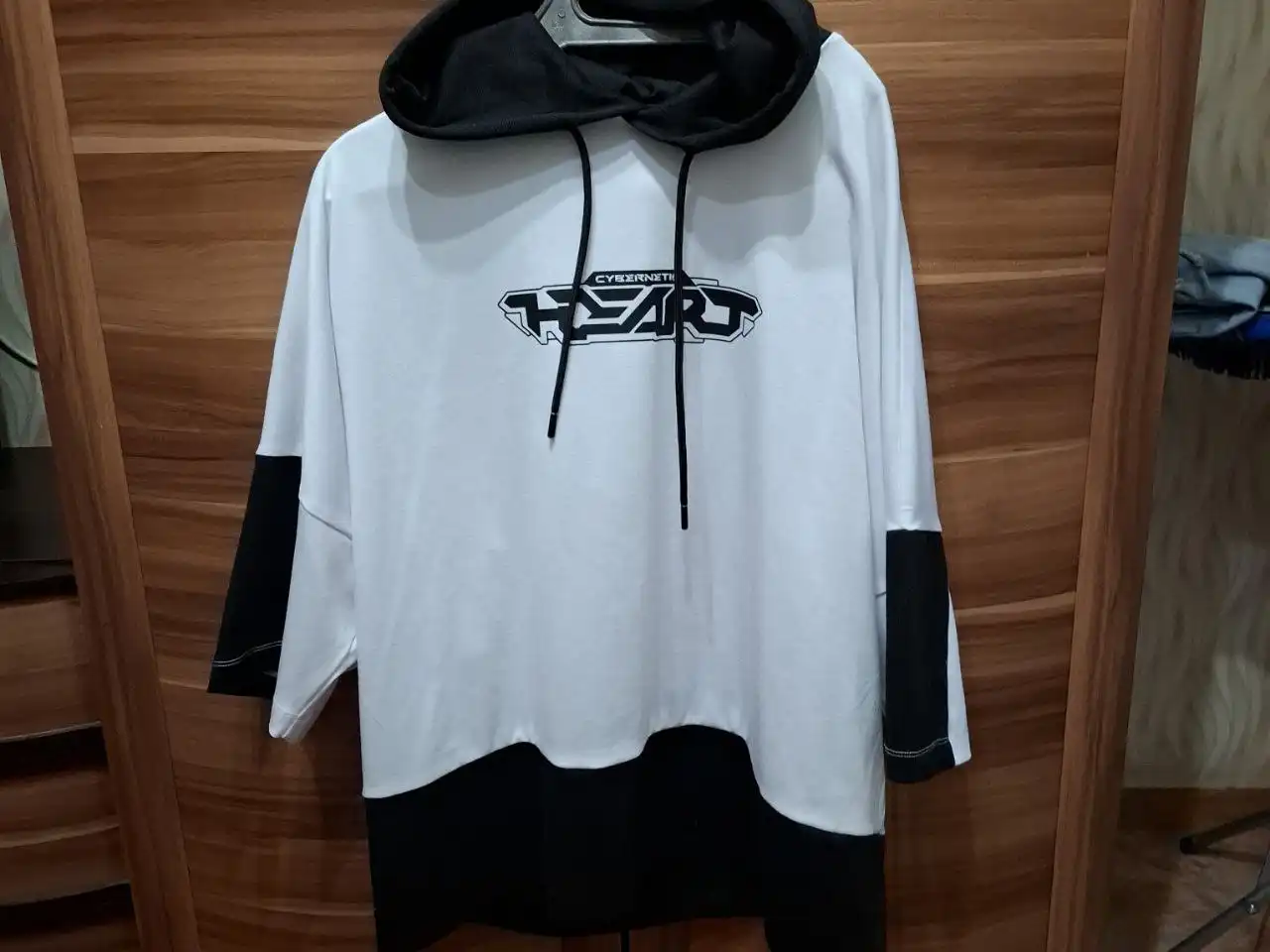 Худи оверсайз разных размеров и состояний