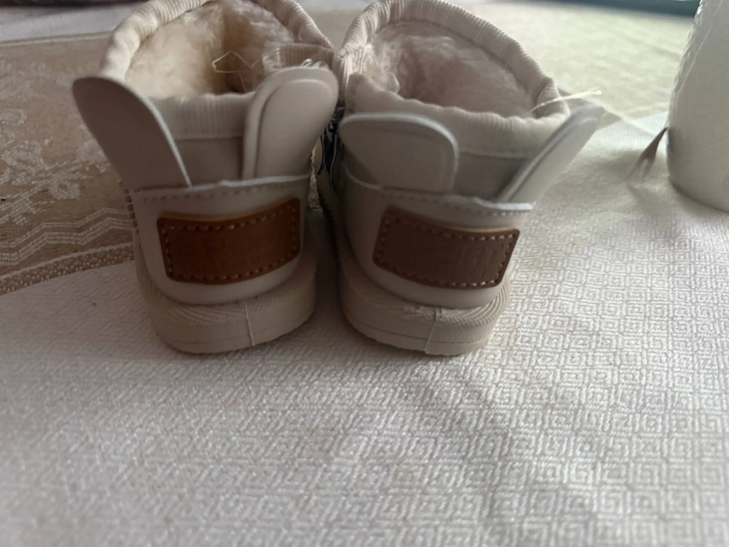 Зимние ботиночки для девочки размер 17