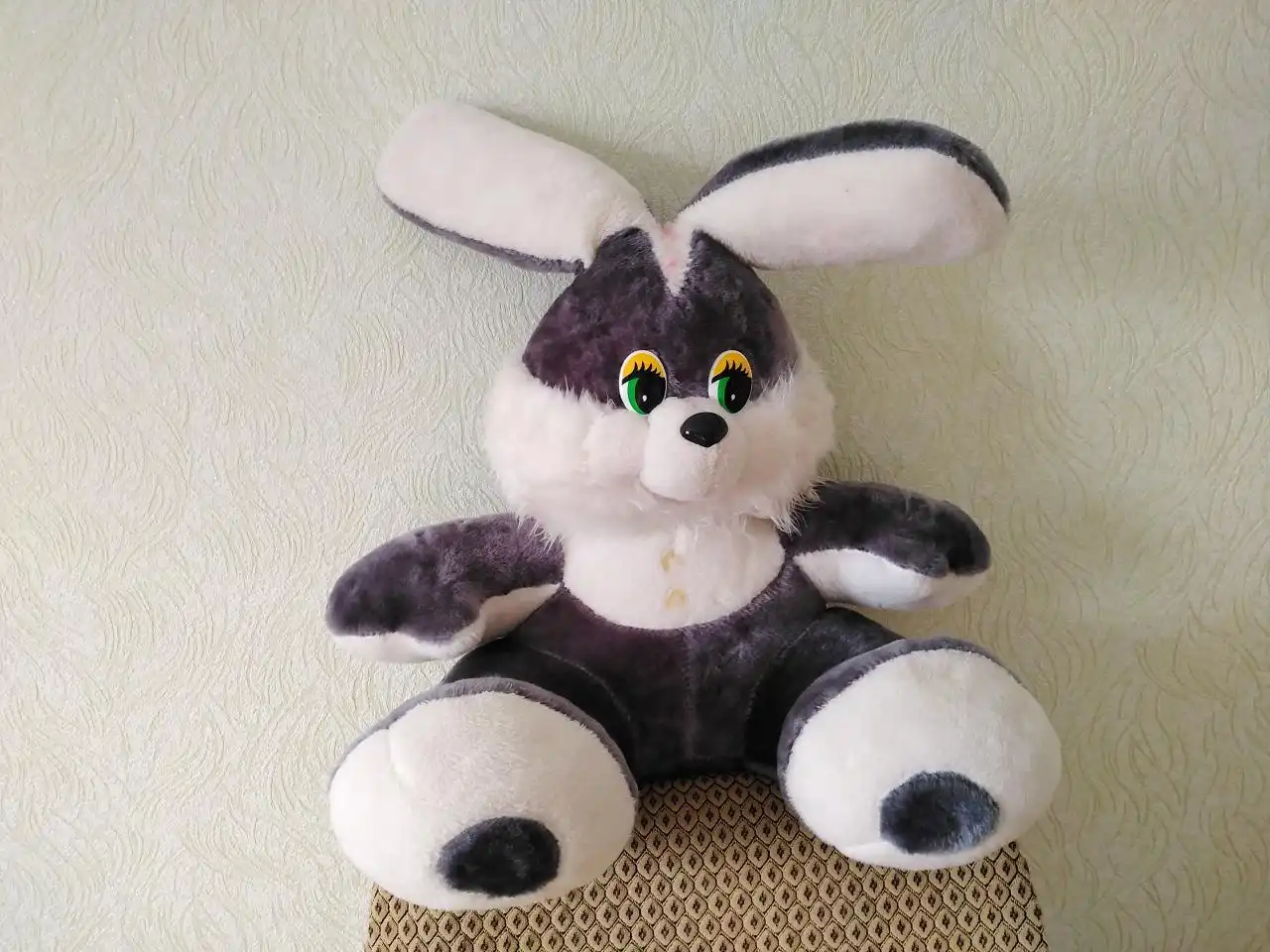 Большой мягкий заяц б/у