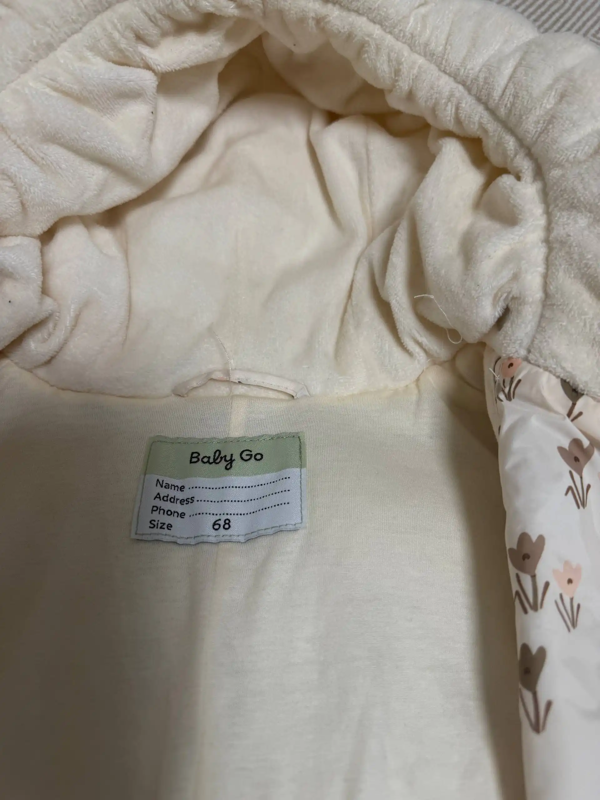 Продам зимний комбинезон Baby go 68 размер