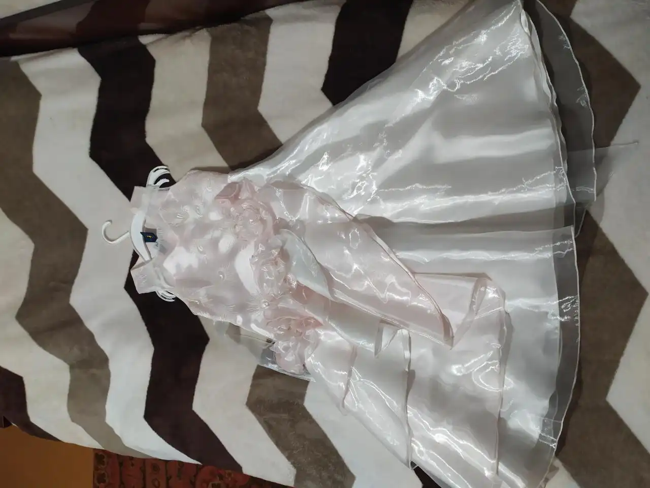 Праздничное платье для девочки 6-8 лет