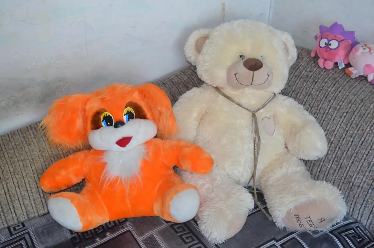 Медведь инопланетный рыжий 40 см б/у