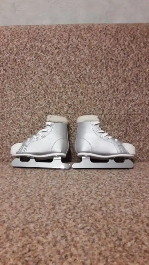 Детские двухполозные коньки Ase-Sport размер 30 - Товары для детей в Воронеж