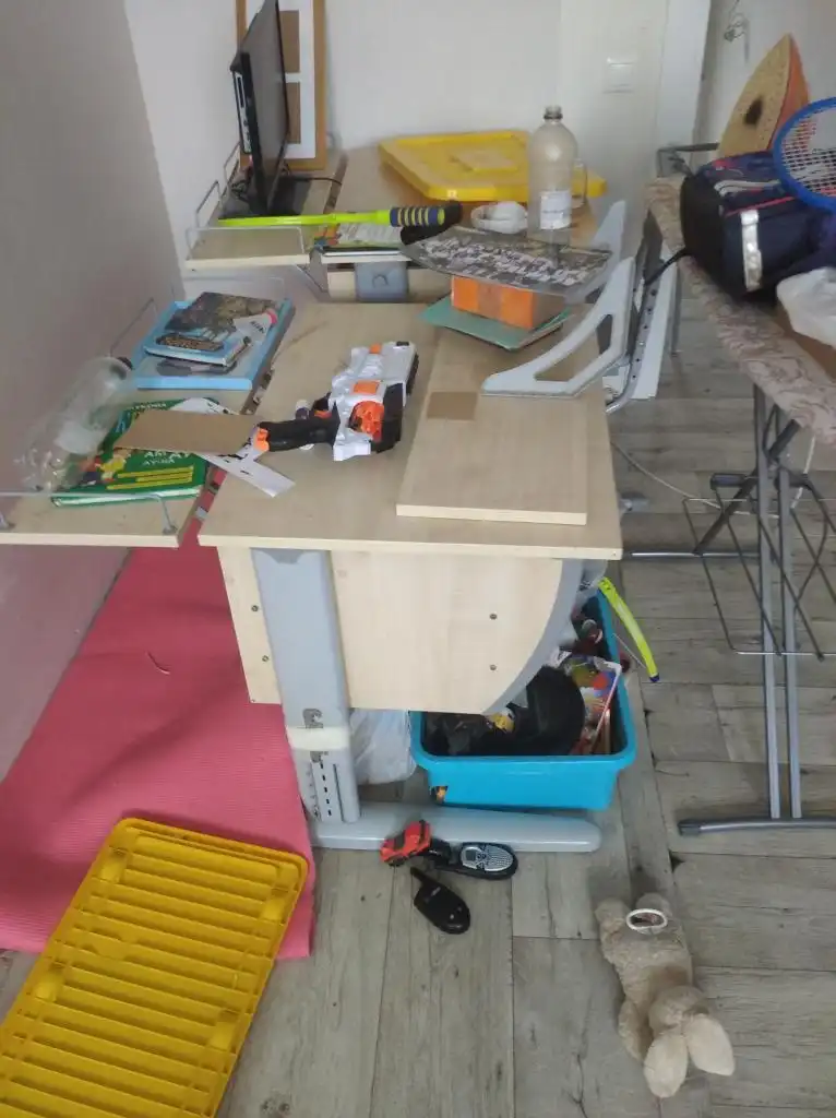 Парта школьная б/у - Мебель детская (Товары для детей) в Воронеж