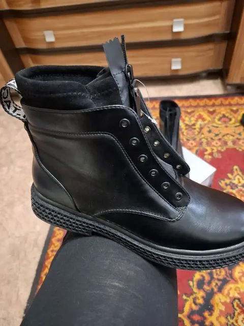 Кожаные ботинки на зиму - Детская обувь в Воронеж