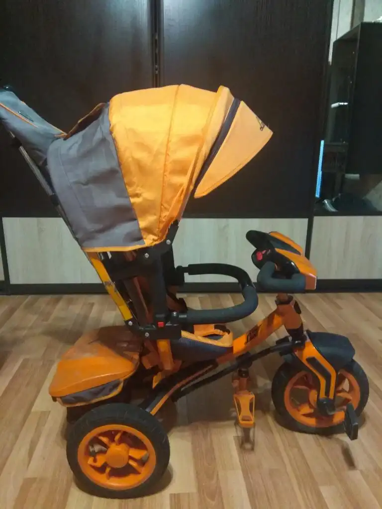 Велоколяска Lamborghini б/у - Детский транспорт (Товары для детей) в Воронеж