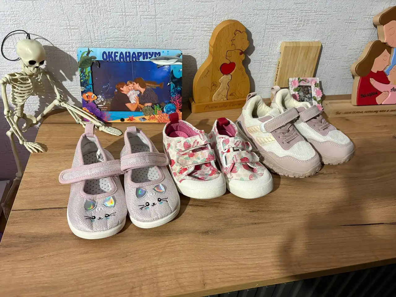 Отдам детские вещи и игрушки бесплатно - Детская одежда и игрушки (Товары для детей) в Воронеж