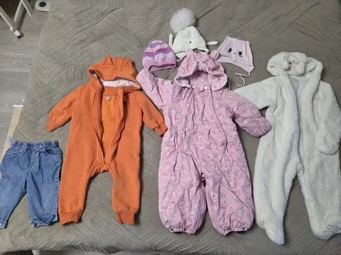 Демисезонный комбинезон и шапки для малышки - Люльки в Воронеж