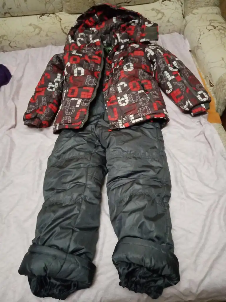 Продажа зимнего комбинезона для мальчика - Одежда для детей (Товары для детей) в Воронеж