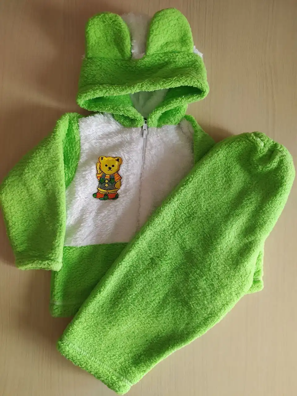 Детские махровые костюмы новые размер 24-26 - Одежда для детей (Товары для детей) в Воронеж