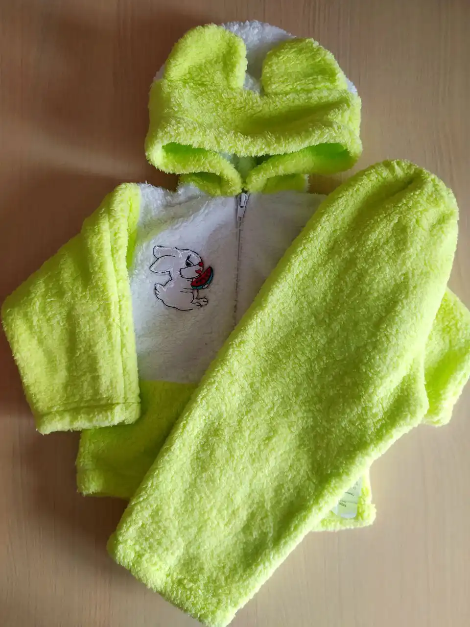 Детские махровые костюмы новые размер 24-26 - Одежда для детей (Товары для детей) в Воронеж