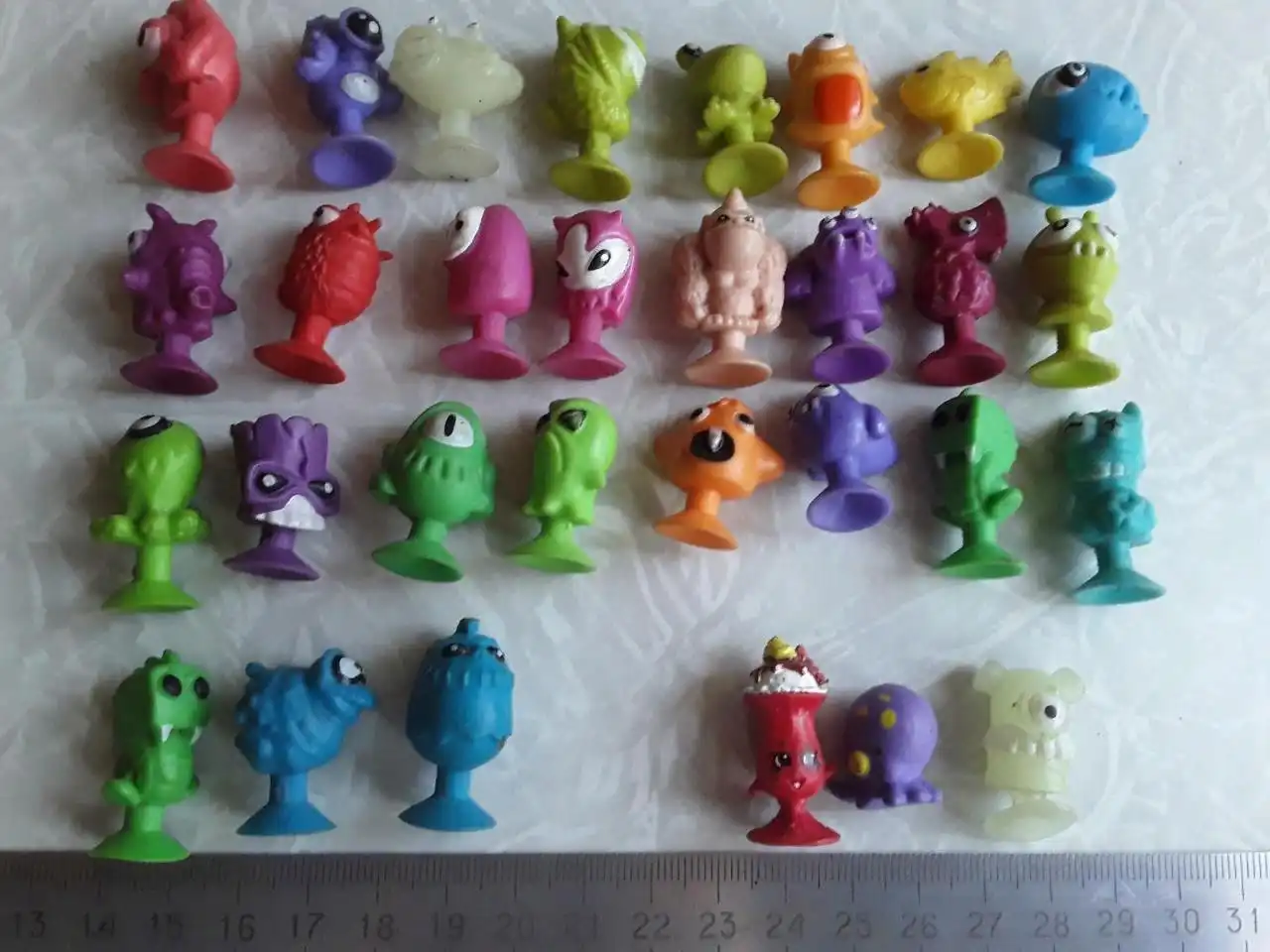 Фигурки-прилипалы (27 шт.) - Коллекционирование (Хобби и отдых) в Воронеж