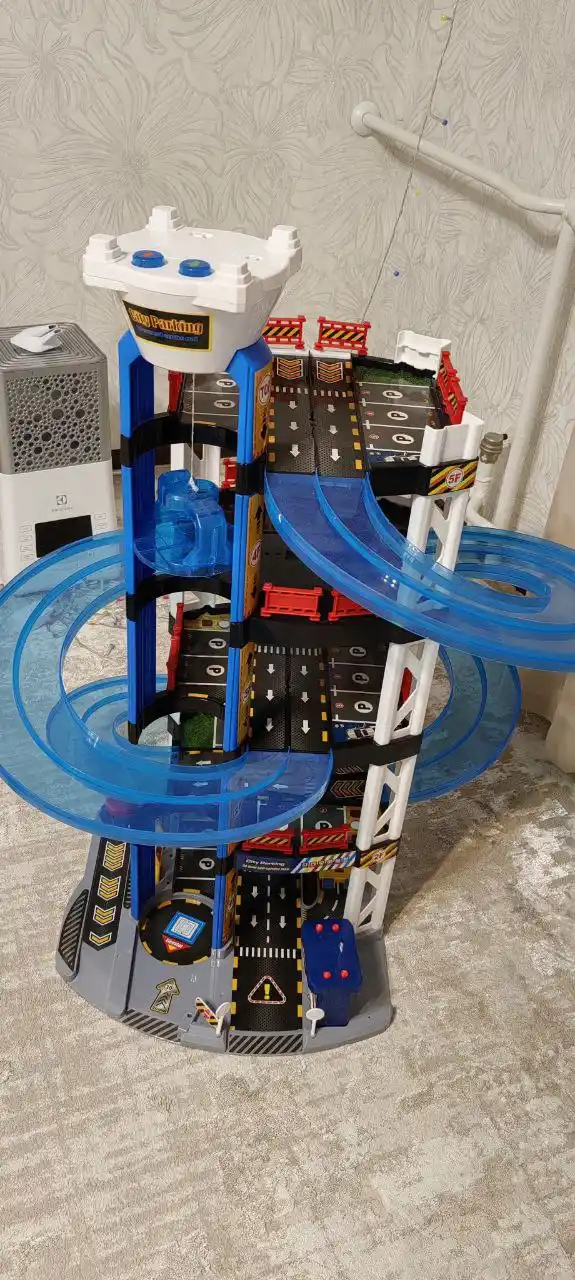 Продам кровать с матрасом