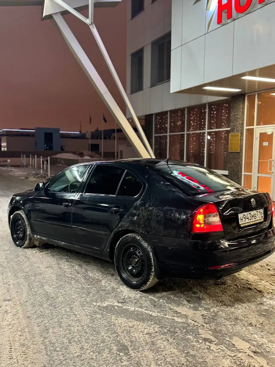 Продается автомобиль 2013 года, 1.6 механика