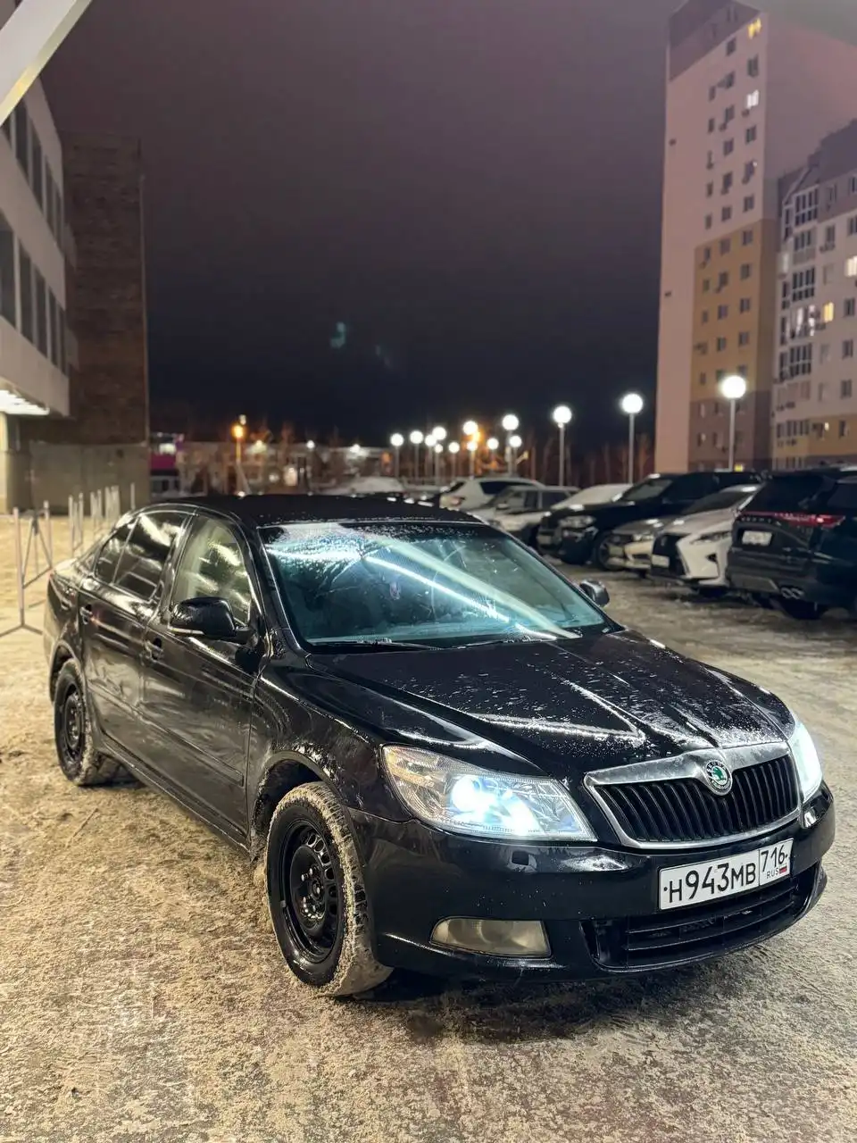 Продается автомобиль 2013 года, 1.6 механика