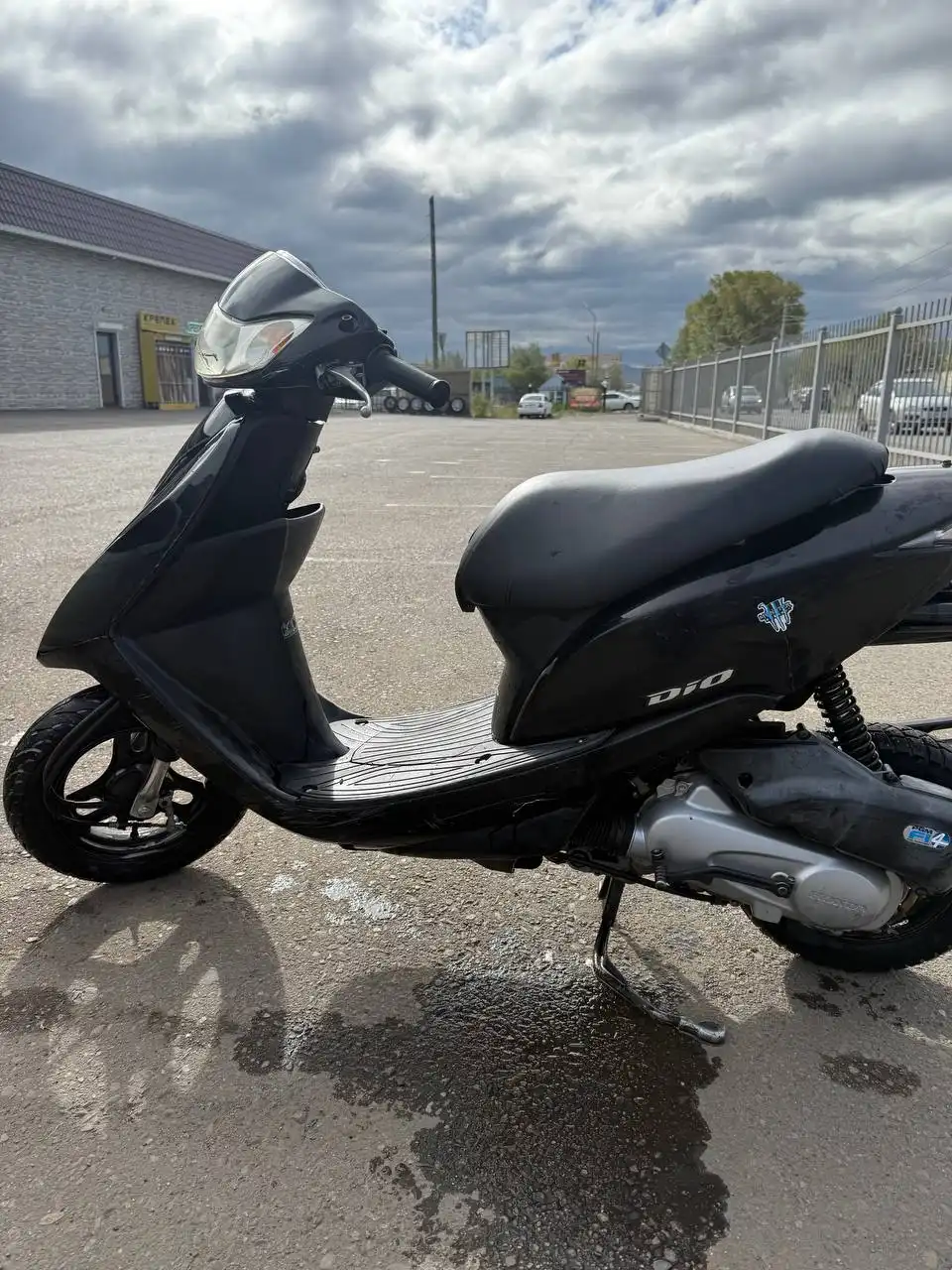 Продам скутер Honda DIO AF 62