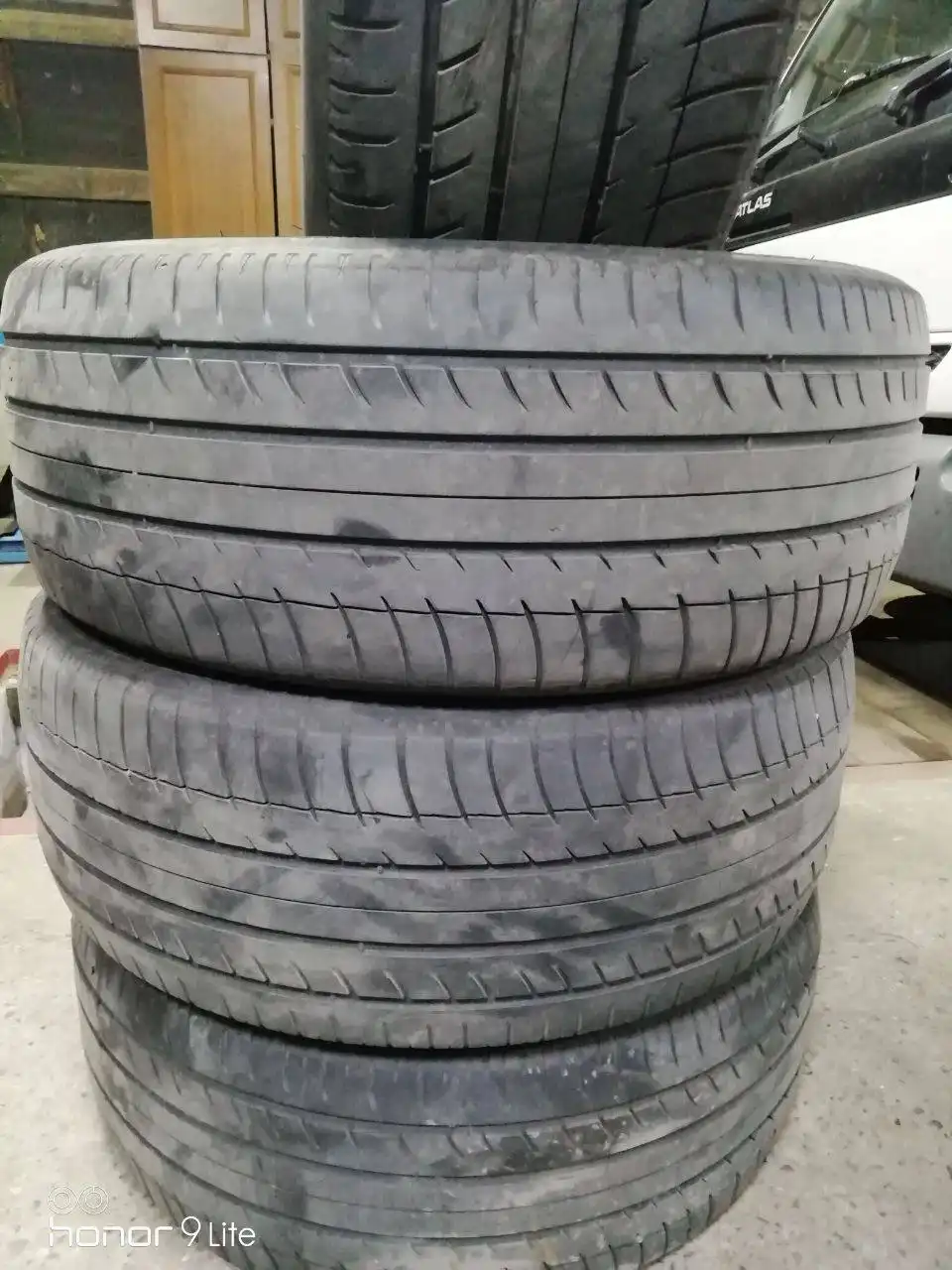 Продам летнюю резину Michelin 275/45 R21 2021 года - Шины и диски (Авто) в Чита