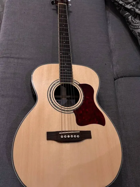 Продам гитару отличного состояния - Розыгрыши/конкурсы в Чита