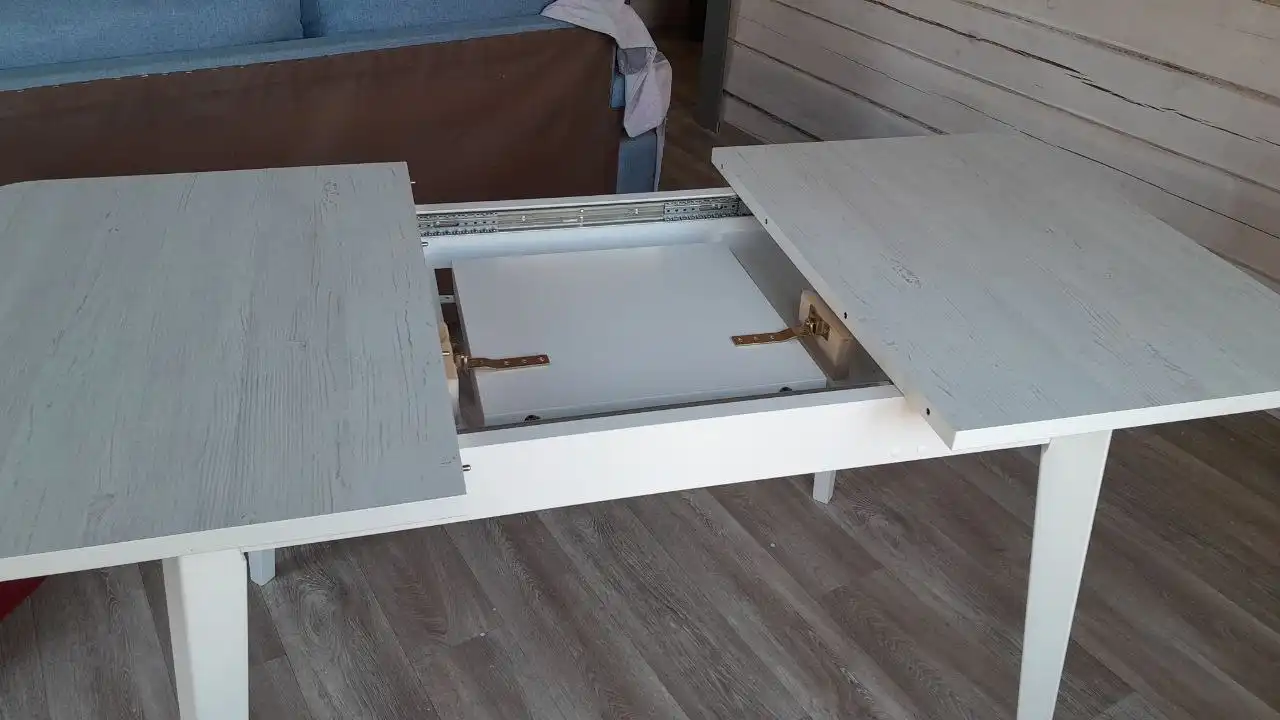 Продам стол в отличном состоянии - Мебель (Для дома и дачи) в Чита