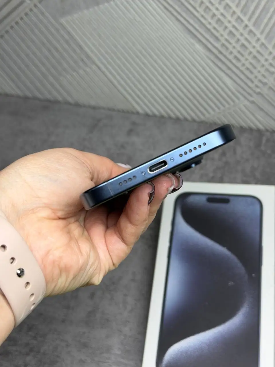 Продам iPhone 15 Pro Max 256 ГБ синий - Смартфоны (Электроника) в Домна