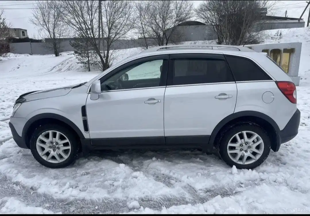 OPEL ANTARA 2012 года, 2.4 автомат, 145 тыс. км, идеальное состояние - Внедорожники и кроссоверы (Авто) в Краснодон