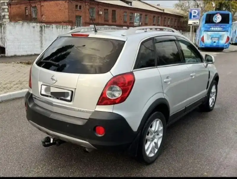 OPEL ANTARA 2012 года, 2.4 автомат, 145 тыс. км, идеальное состояние - Внедорожники и кроссоверы (Авто) в Краснодон