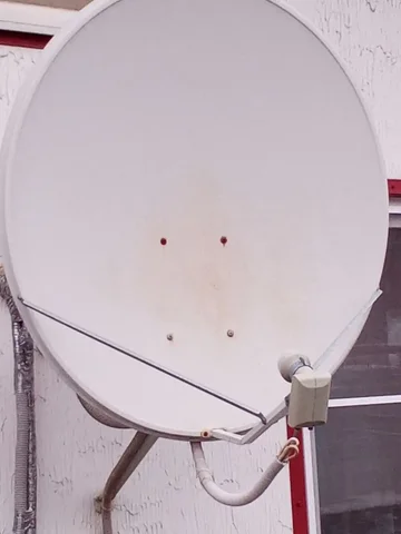 Продам спутниковую антенну диаметром 102см - Смартфоны в Ростов-на-Дону