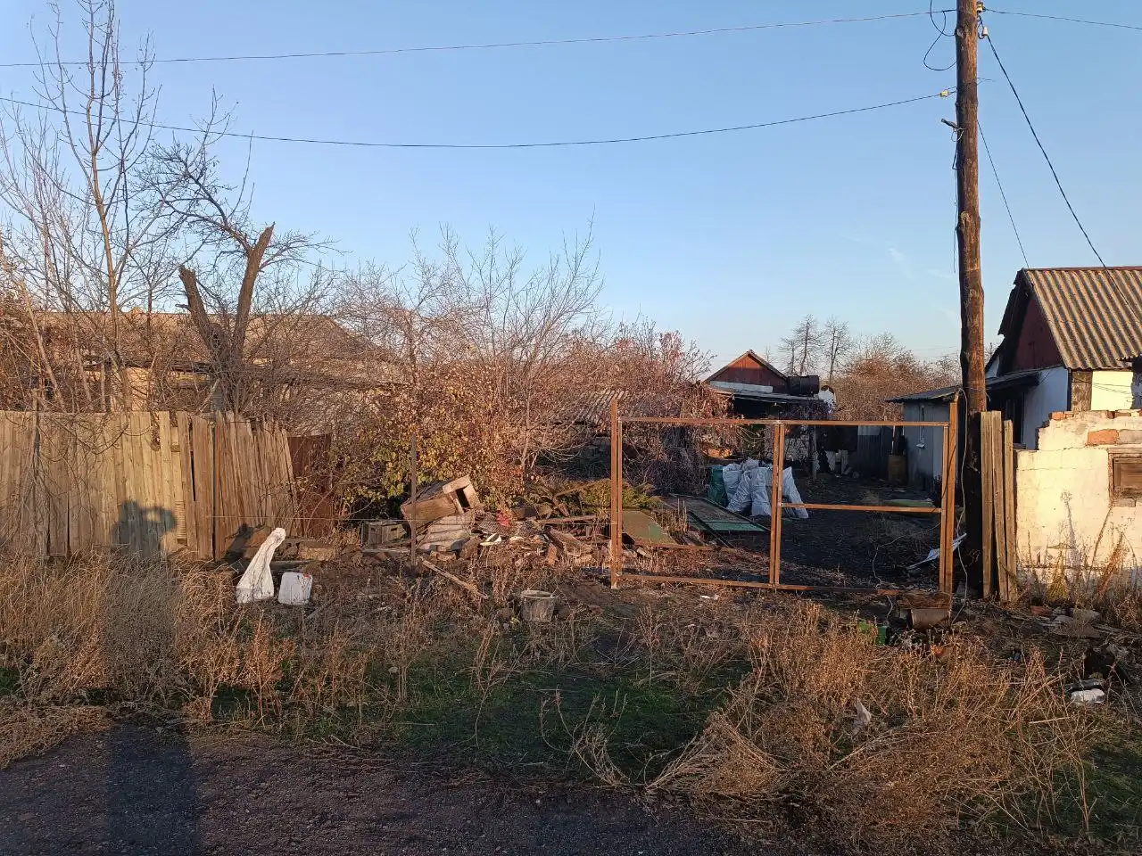 Установка заборов, ворот, калиток, навесов из металла и другие строительные услуги - Строительные услуги (Услуги) в Ростов-на-Дону