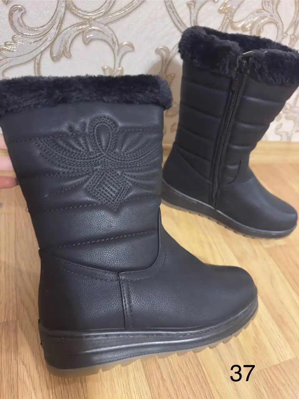 Продажа женских зимних сапог