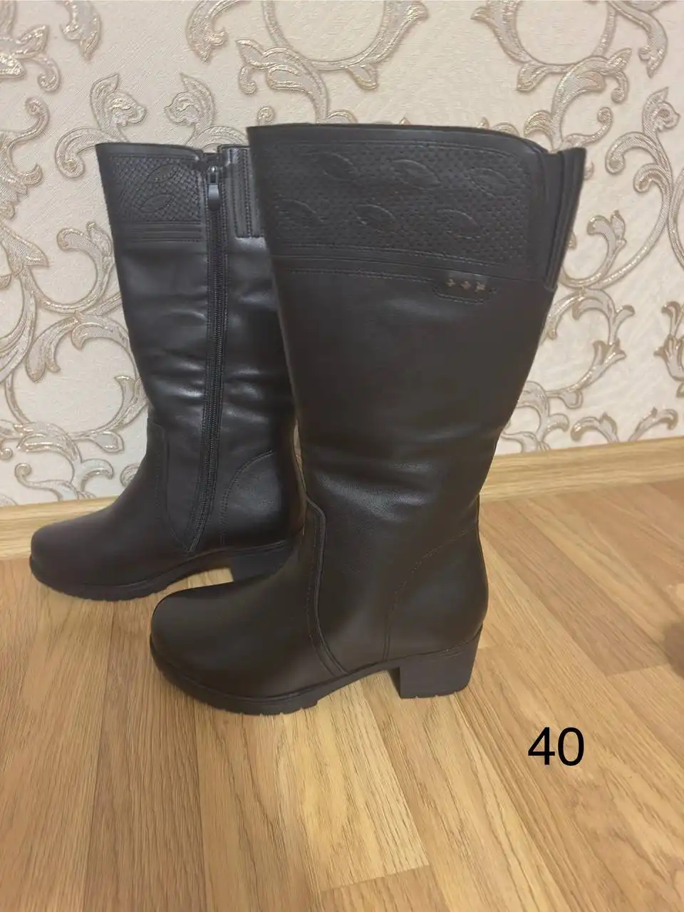 Продажа женских зимних сапог