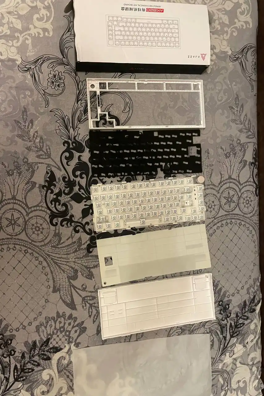 Продажа клавиатуры Ajazz ak820 в хорошем состоянии