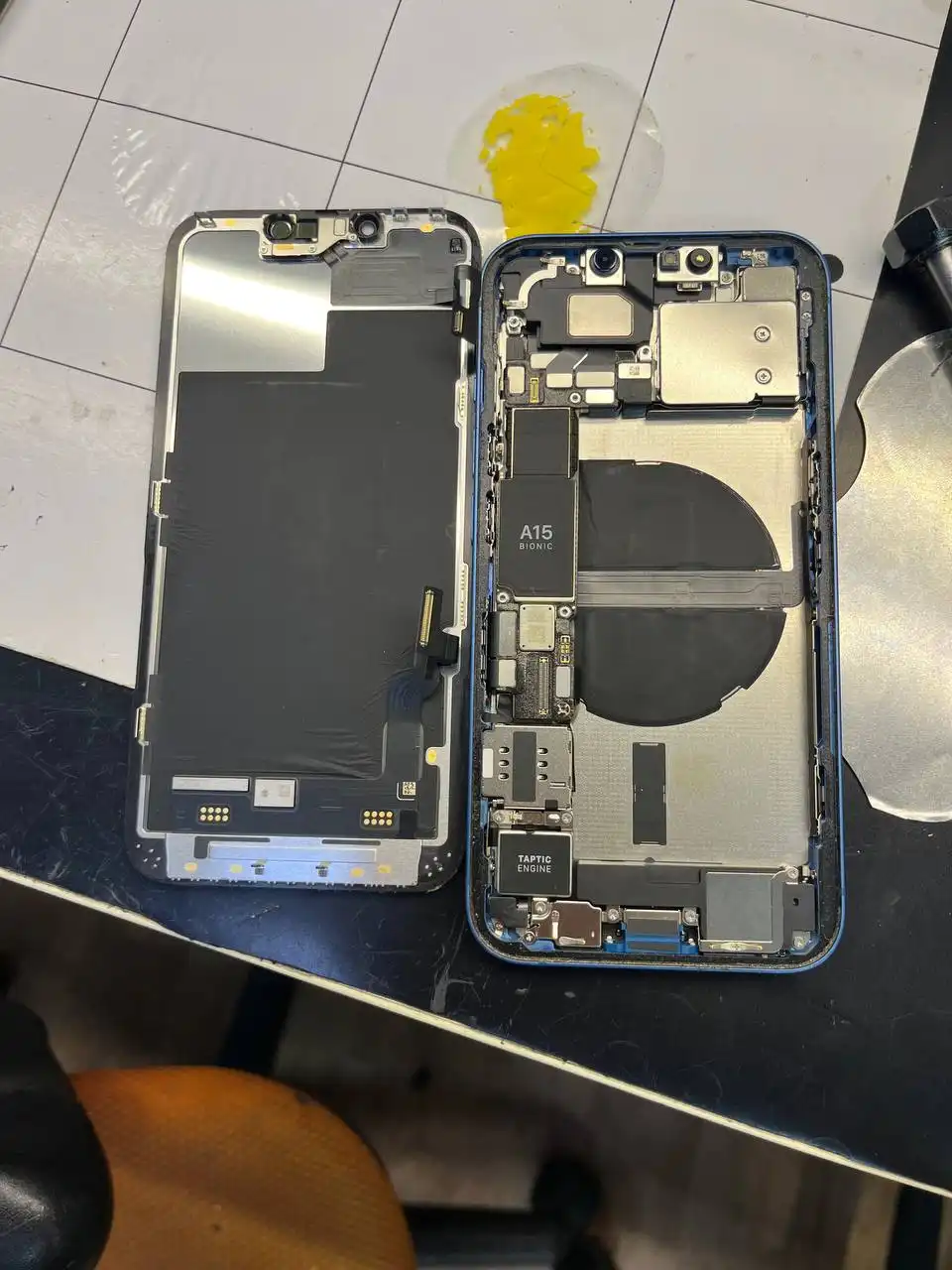 Ремонт телефонов с гарантией до 6 месяцев