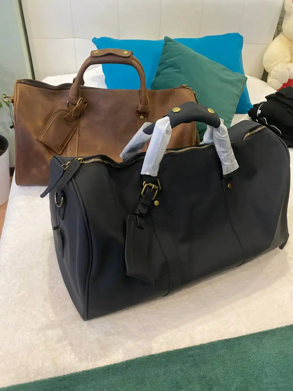 Дорожные сумки из натуральной кожи буйвола