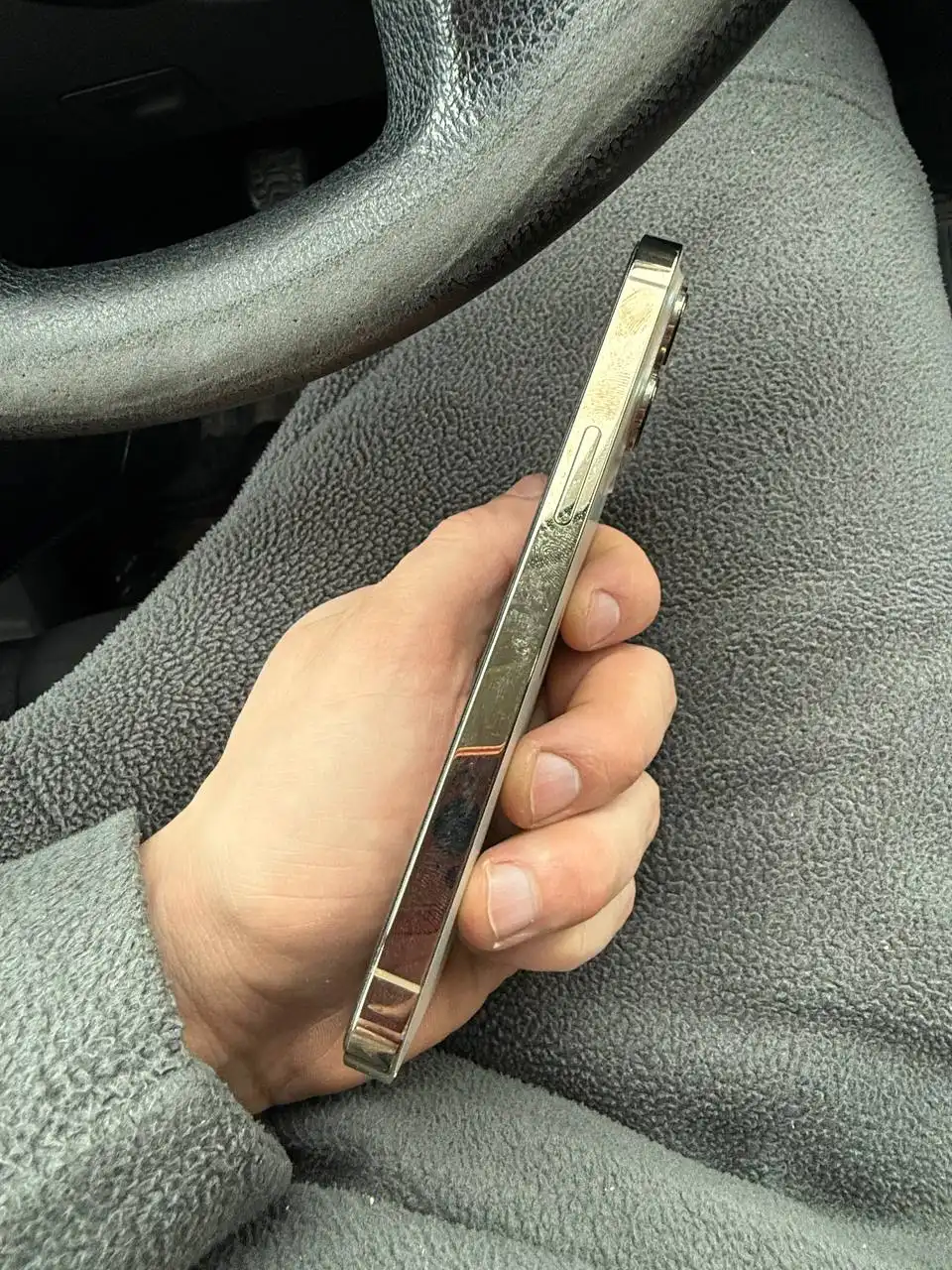 Обмен наушников на iPhone - Смартфоны и телефоны (Электроника) в Ульяновск