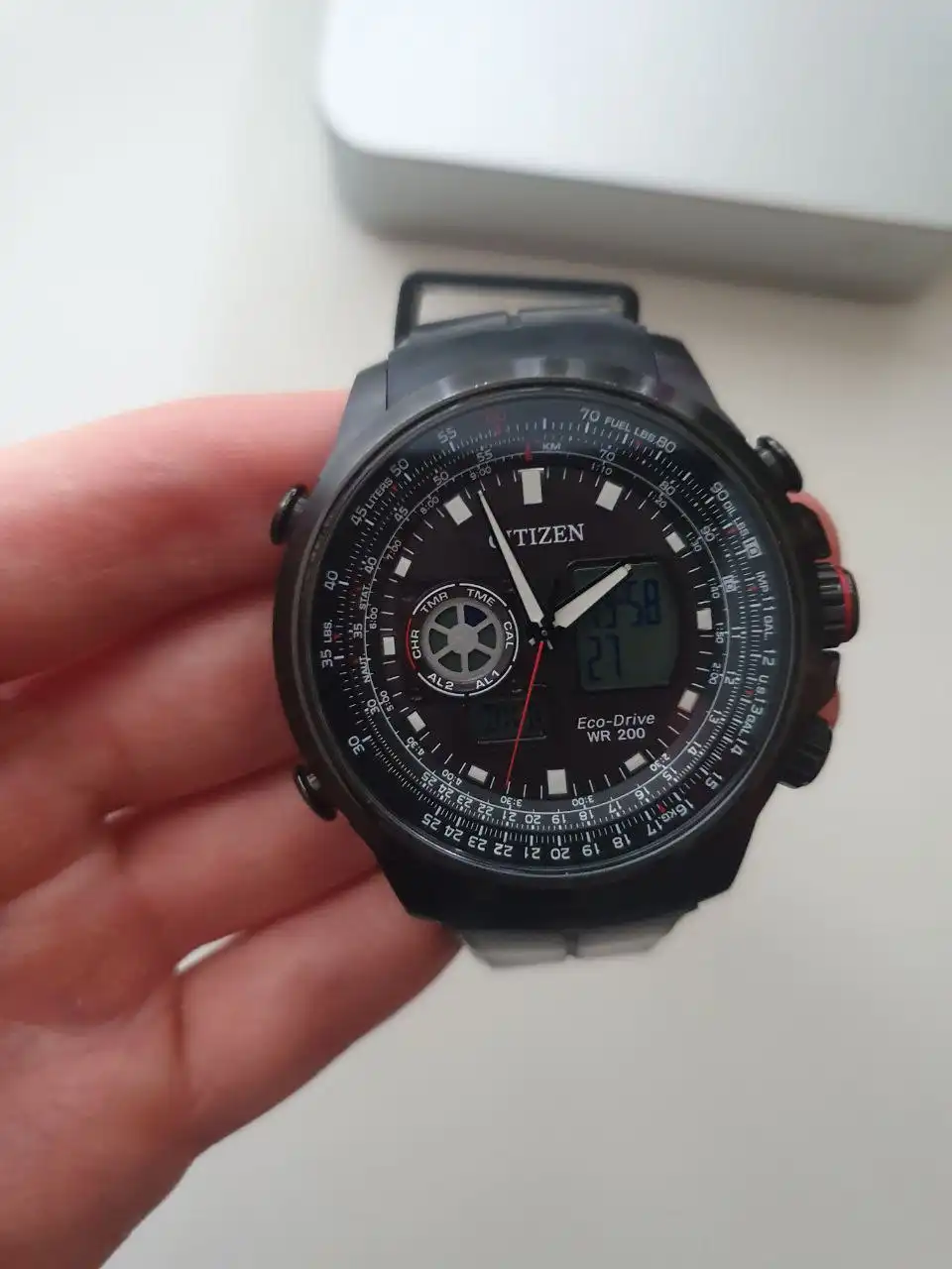 Продам часы Citizen JZ1065-05E