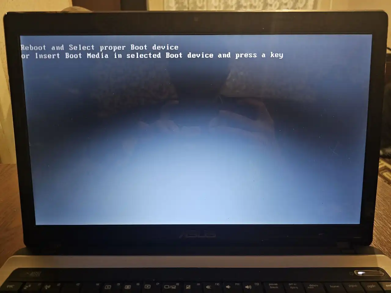 Продажа ноутбука Asus A53S с обновленной клавиатурой и аккумулятором - Ноутбуки (Электроника) в Ульяновск