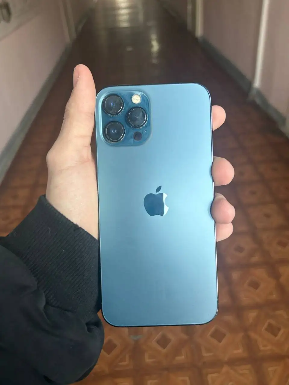 Продажа iPhone 12 Pro Max в идеальном состоянии - Смартфоны (Электроника) в Ульяновск