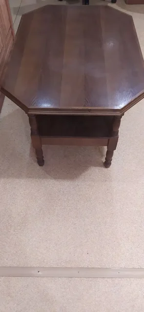 Продажа журнальных столиков светлого и коричневого цвета - Топливо в Ульяновск