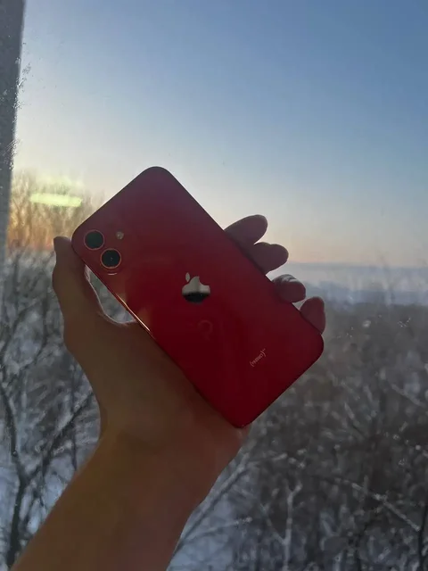 iPhone 12 64гб с разбитым пикселем - Смартфоны в Ульяновск